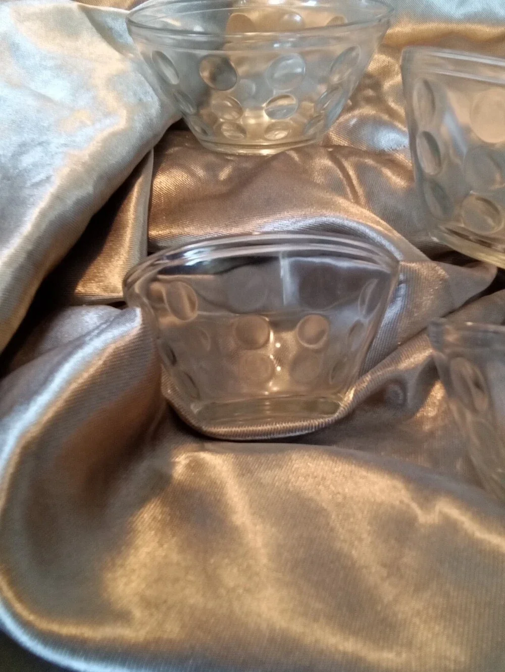 #7051 Set of Clear Glass Nesting Bowls